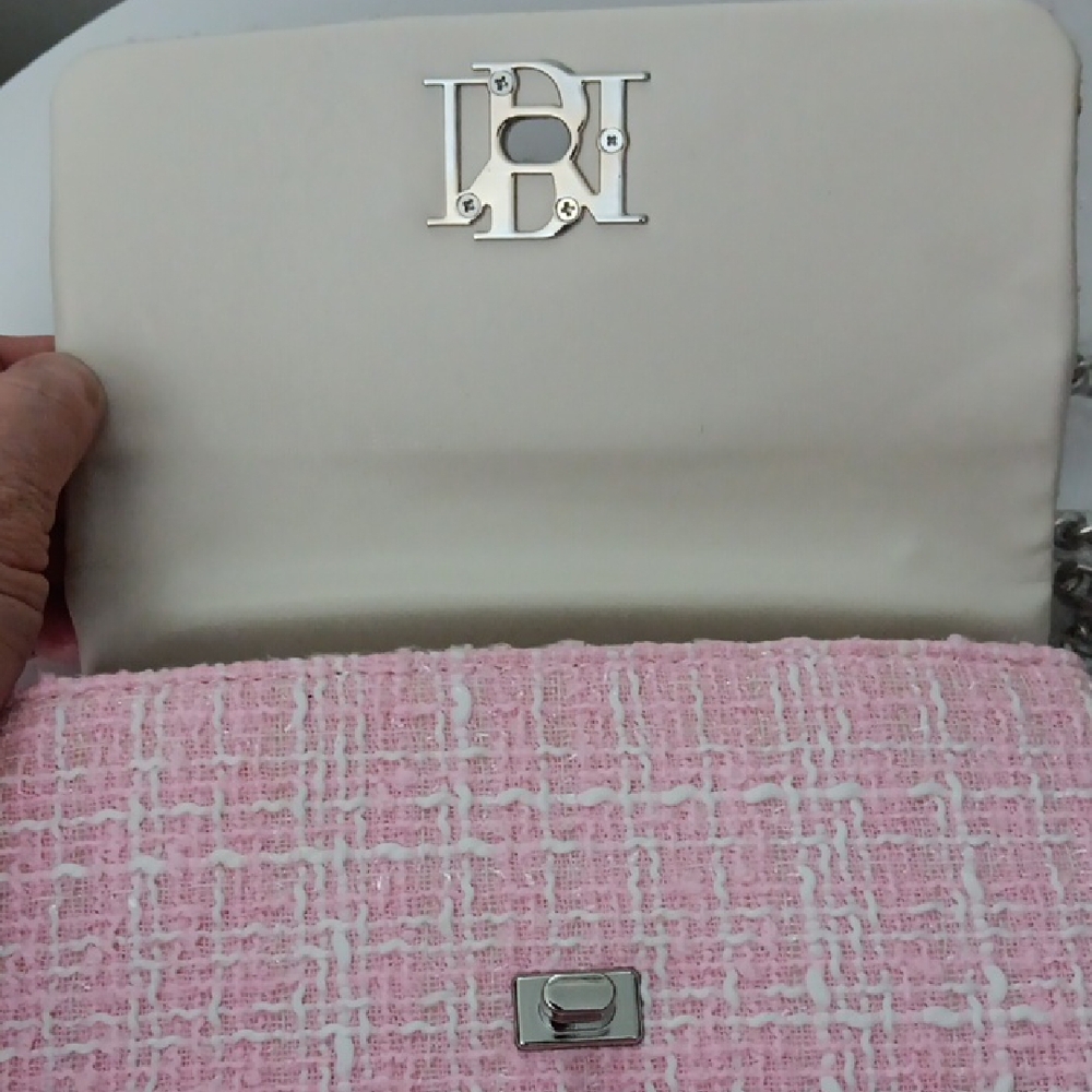 Badgley Mischka Pink Tweed Shoulder Bag - Picture 6 of 9